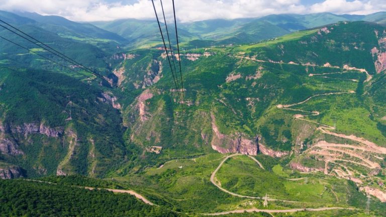 Skrzydła Tatevu Armenia